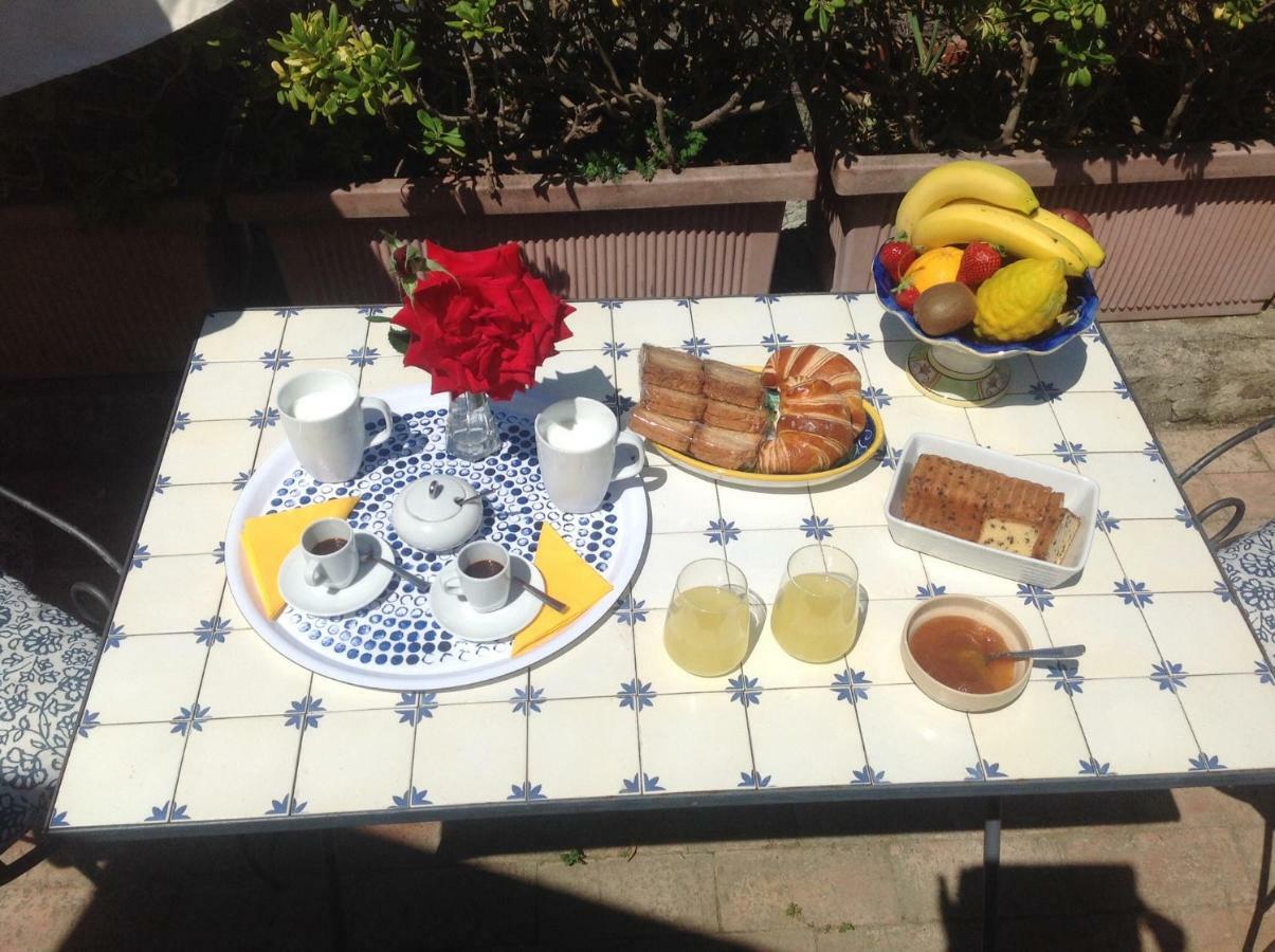 Forio di IschiaLa Terrazzina Sul Tramonto住宿加早餐旅馆 外观 照片