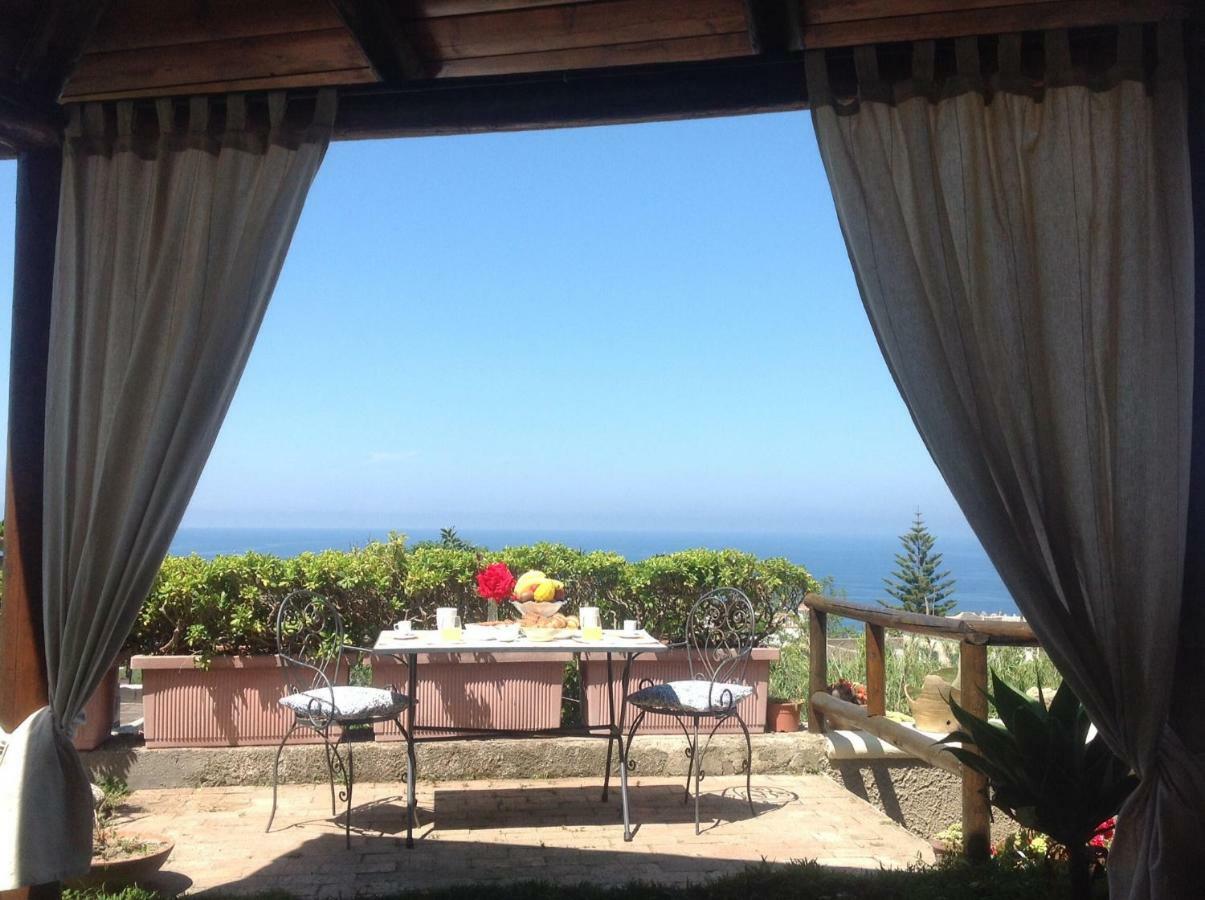 Forio di IschiaLa Terrazzina Sul Tramonto住宿加早餐旅馆 外观 照片