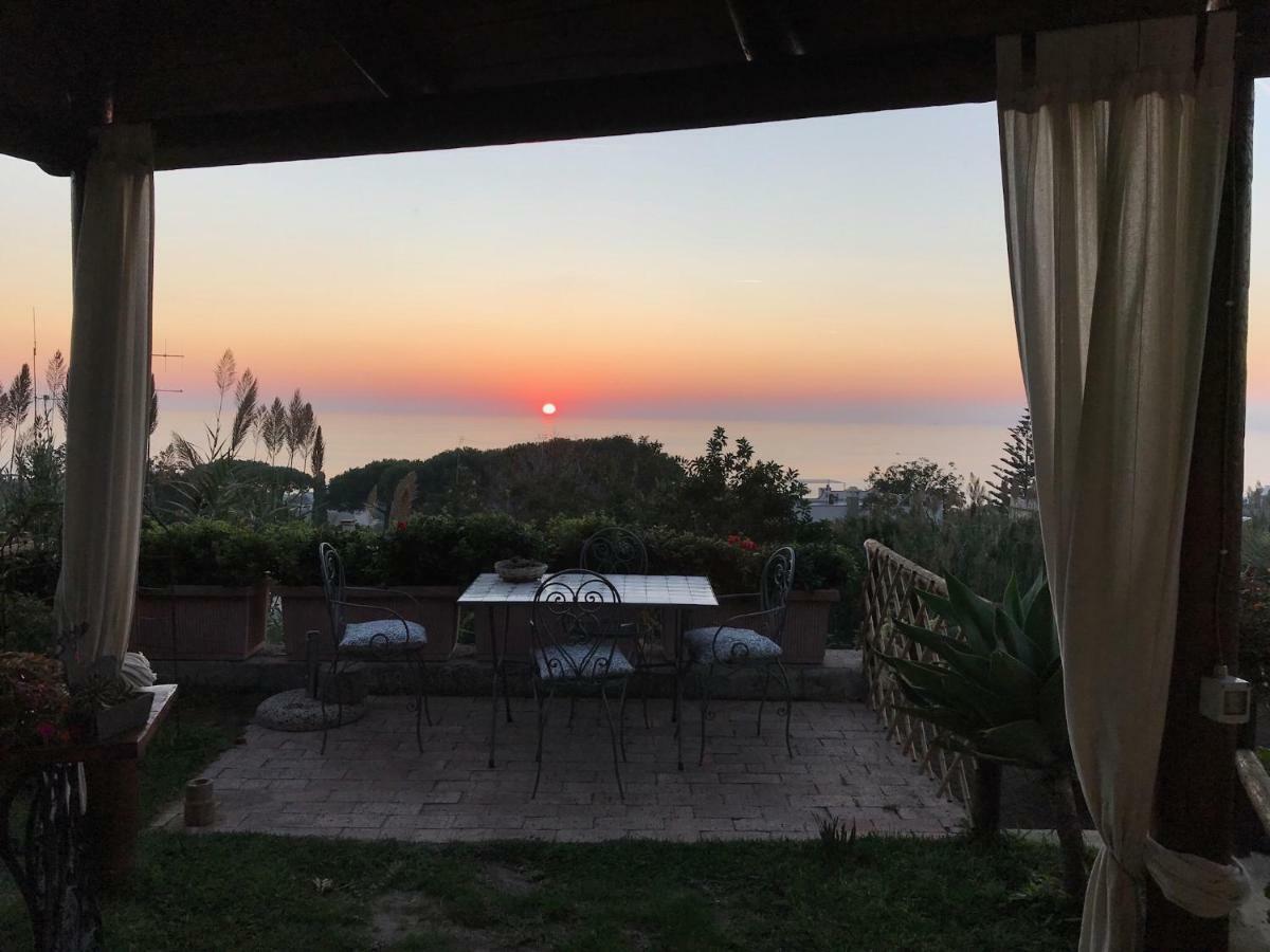 Forio di IschiaLa Terrazzina Sul Tramonto住宿加早餐旅馆 外观 照片